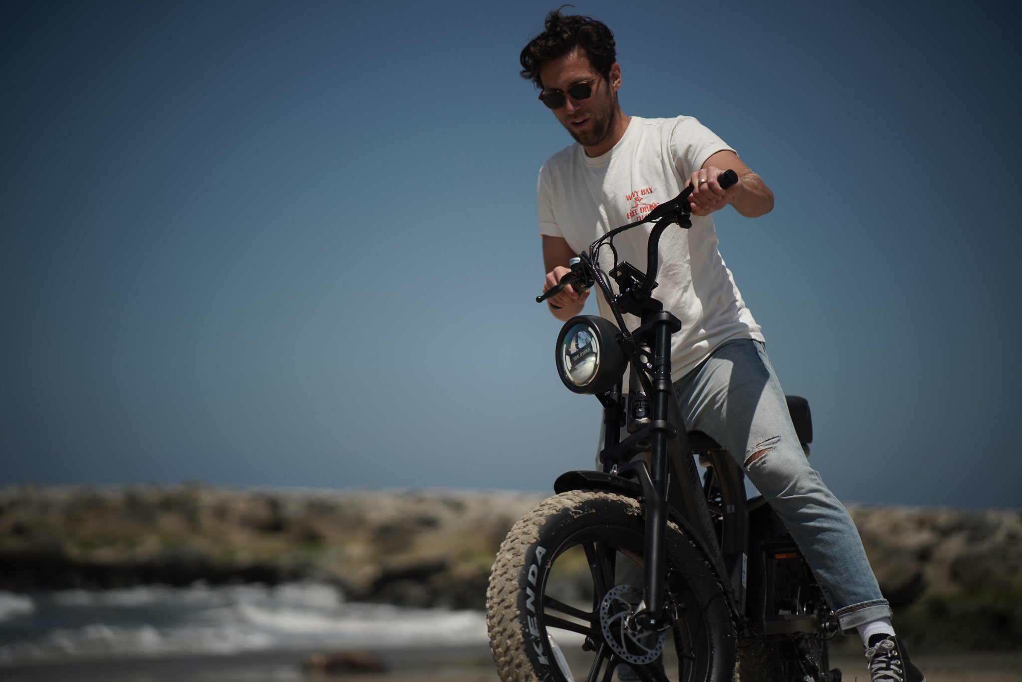 The Ultimate Guide to Mountain E-Bikes: Your Perfect Companion for Thrilling Adventures!